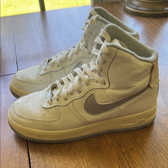 Nike Air Force 1 Sneakers - Picture 2 of 11
